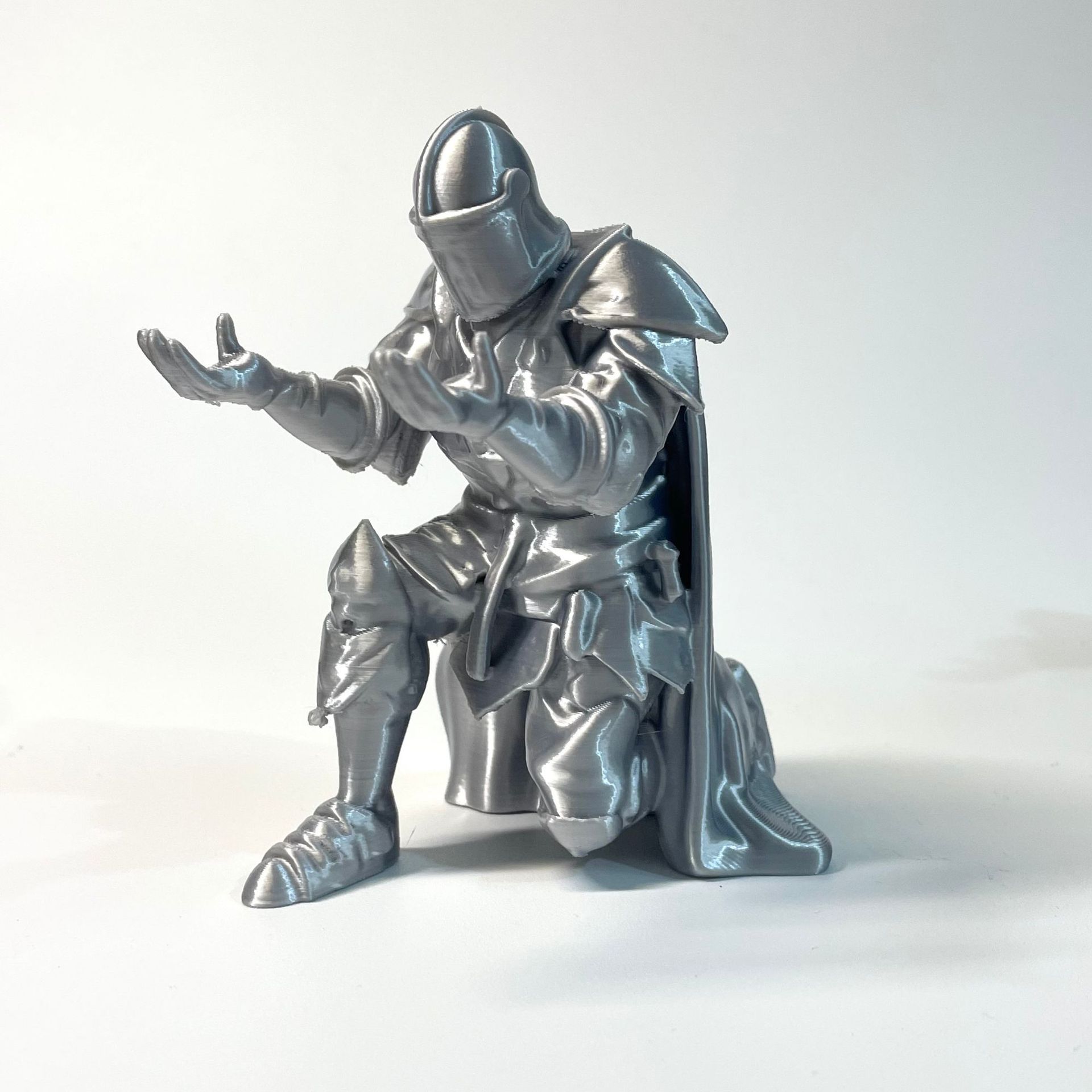 Portapenne 3D a forma di armat - 3D Printing Knight Armor recensione e prezzo